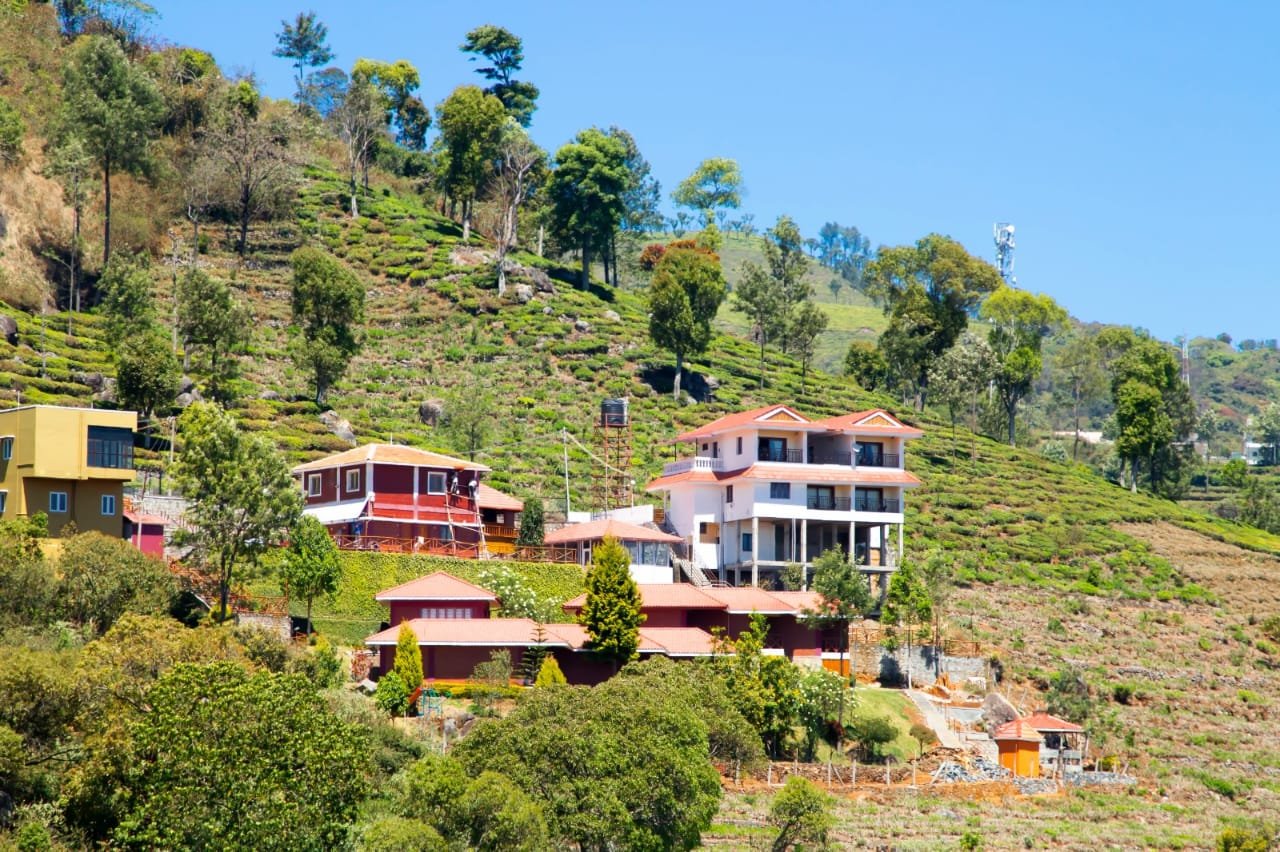 Commercial Homestay for Sale (10.5 Cents near Kotagiri) Image 10
